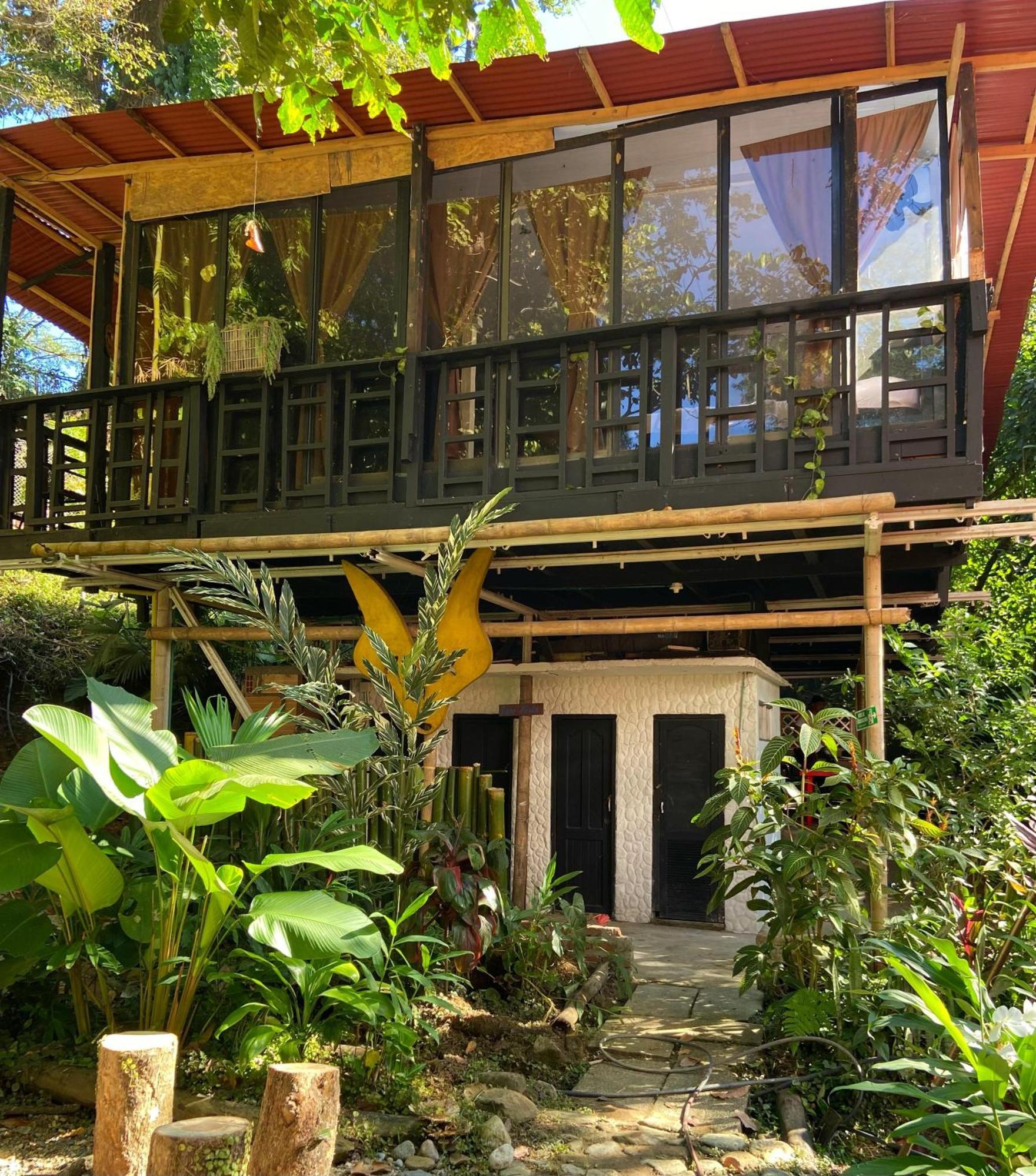 Hostal Las Mariposas مينسا المظهر الخارجي الصورة