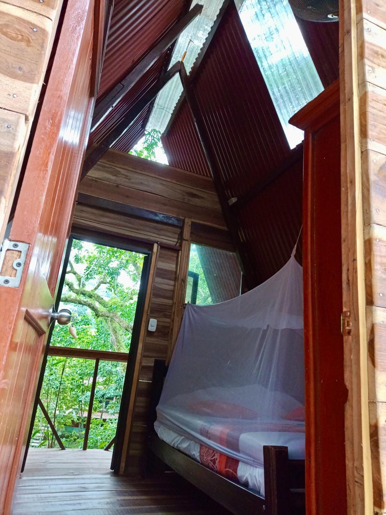 Hostal Las Mariposas مينسا المظهر الخارجي الصورة