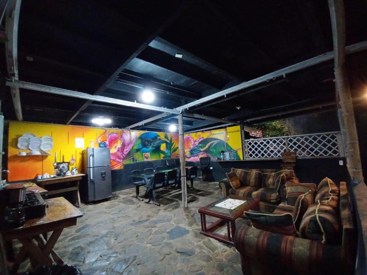 Hostal Las Mariposas مينسا المظهر الخارجي الصورة